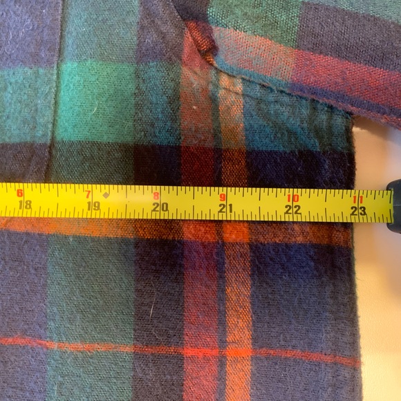L.L. Bean Cotton Flannel, Traditional Fit - Picture 4 of 10
